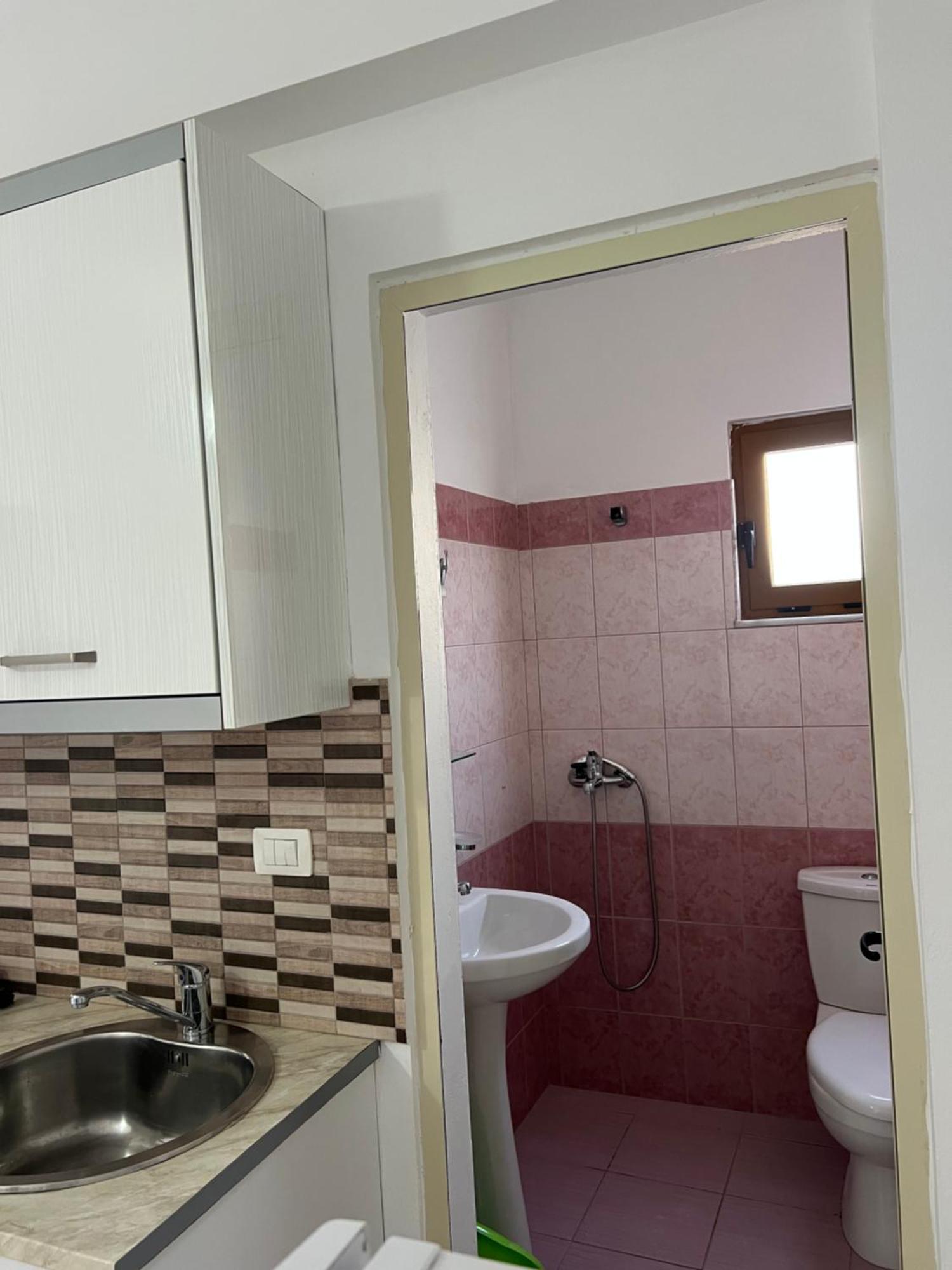 Mance Apartment Ksamil