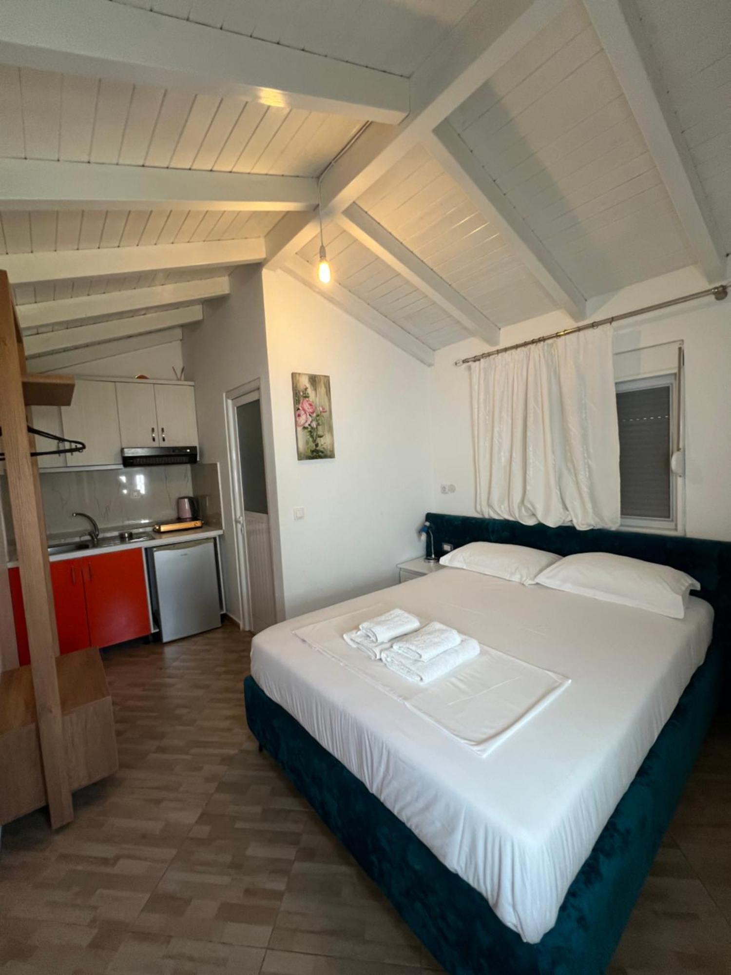 Mance Apartment