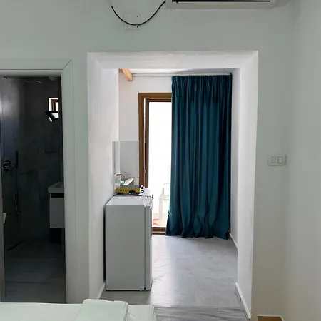 Guesthouse Mance Ksamil Exterior photo
